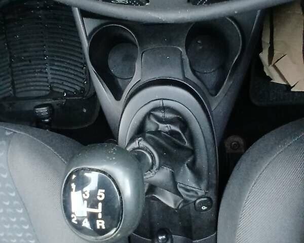 Сірий Форд Фокус, об'ємом двигуна 1.8 л та пробігом 213 тис. км за 4100 $, фото 59 на Automoto.ua