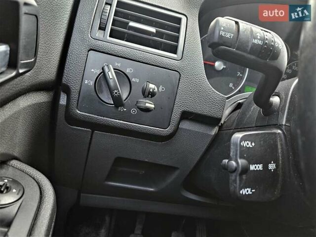 Серый Форд Фокус, объемом двигателя 1.8 л и пробегом 336 тыс. км за 3400 $, фото 12 на Automoto.ua