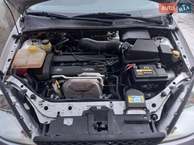 Сірий Форд Фокус, об'ємом двигуна 1.8 л та пробігом 213 тис. км за 4100 $, фото 50 на Automoto.ua