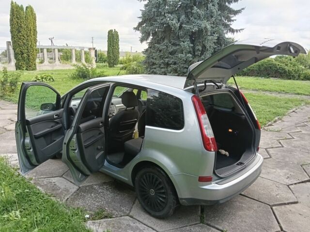 Серый Форд Фокус, объемом двигателя 1.6 л и пробегом 275 тыс. км за 4300 $, фото 8 на Automoto.ua