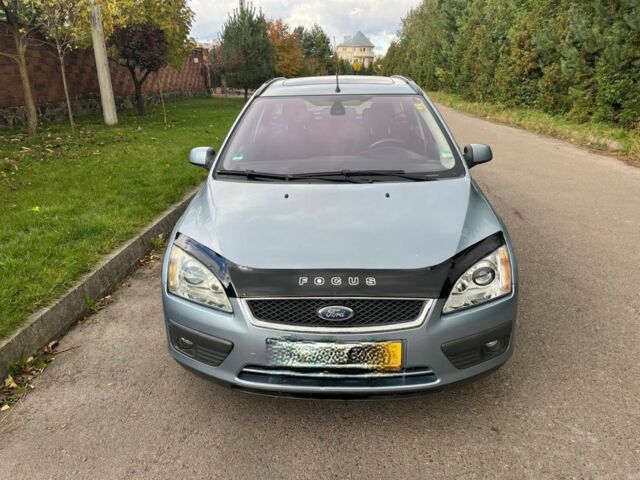 Серый Форд Фокус, объемом двигателя 2 л и пробегом 197 тыс. км за 1799 $, фото 1 на Automoto.ua