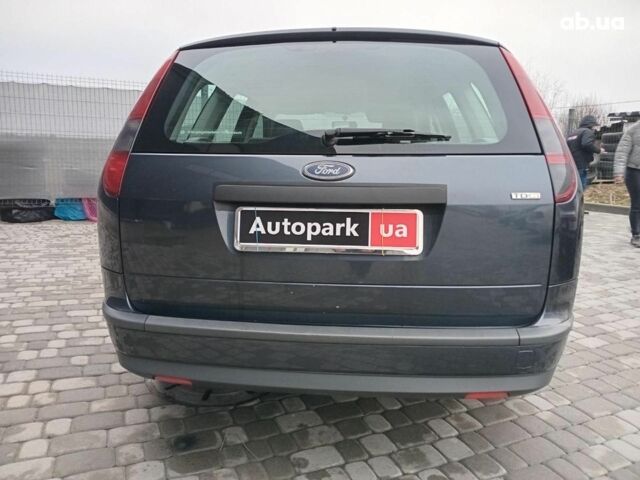 Серый Форд Фокус, объемом двигателя 1.6 л и пробегом 317 тыс. км за 3690 $, фото 5 на Automoto.ua
