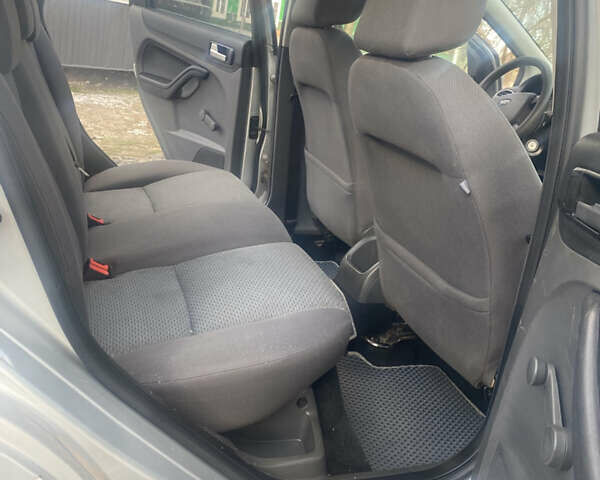 Сірий Форд Фокус, об'ємом двигуна 1.6 л та пробігом 209 тис. км за 3650 $, фото 14 на Automoto.ua