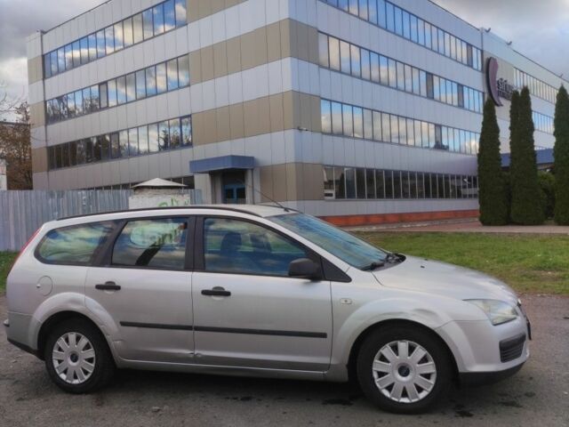 Сірий Форд Фокус, об'ємом двигуна 1.6 л та пробігом 320 тис. км за 2200 $, фото 10 на Automoto.ua