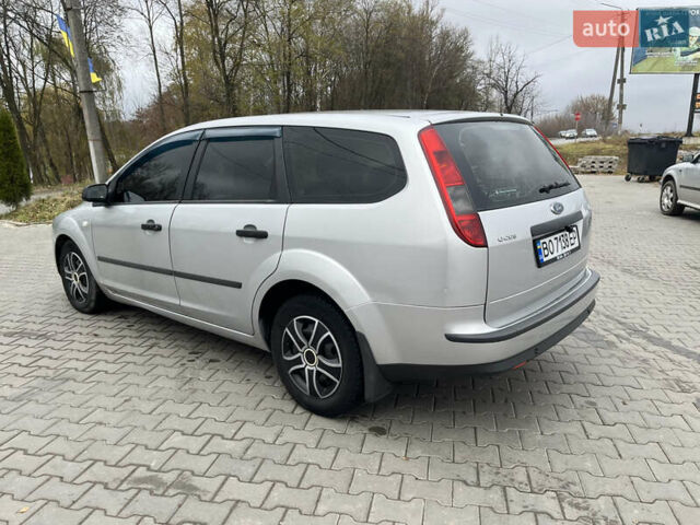 Сірий Форд Фокус, об'ємом двигуна 1.56 л та пробігом 319 тис. км за 3650 $, фото 3 на Automoto.ua