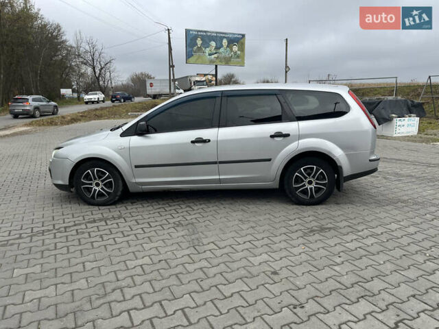 Сірий Форд Фокус, об'ємом двигуна 1.56 л та пробігом 319 тис. км за 3650 $, фото 19 на Automoto.ua
