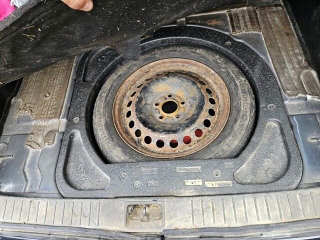 Форд Фокус 2005 в Житомире на Automoto.ua Серый Форд Фокус, объемом двигателя 1.6 л и пробегом 400 тыс. км за 1900 $, фото 19 на Automoto.ua