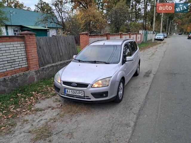 Серый Форд Фокус, объемом двигателя 2 л и пробегом 350 тыс. км за 4000 $, фото 6 на Automoto.ua