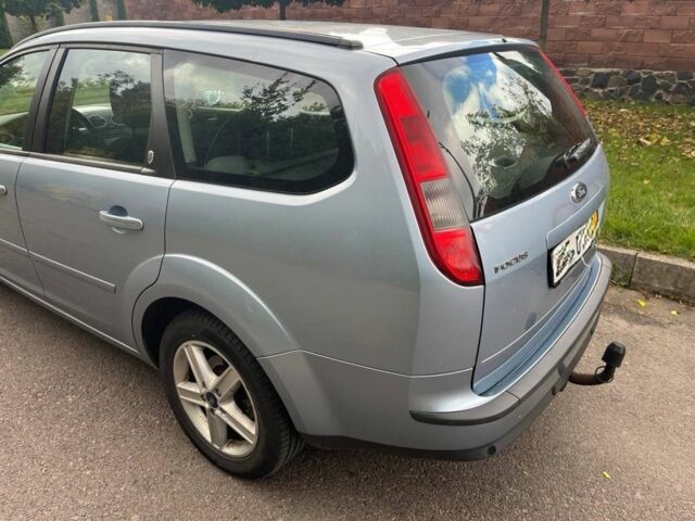 Серый Форд Фокус, объемом двигателя 2 л и пробегом 197 тыс. км за 1799 $, фото 6 на Automoto.ua