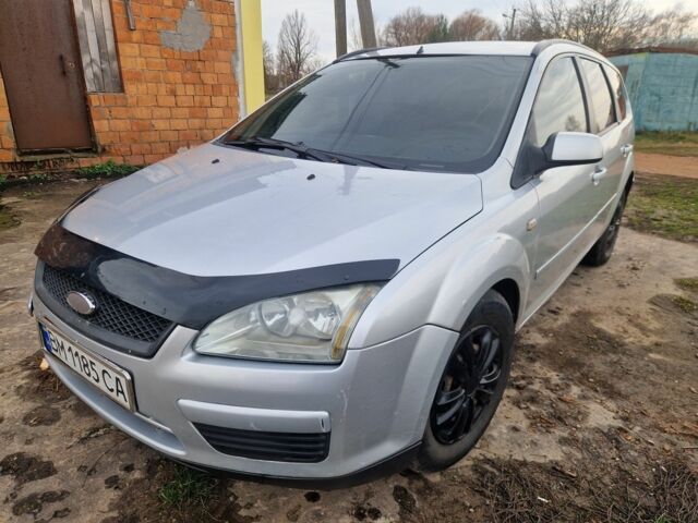 Серый Форд Фокус, объемом двигателя 1.6 л и пробегом 293 тыс. км за 4500 $, фото 3 на Automoto.ua