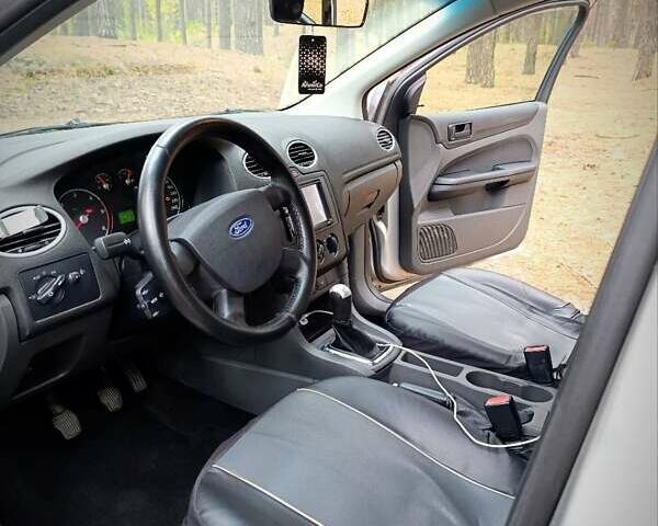 Серый Форд Фокус, объемом двигателя 1.56 л и пробегом 339 тыс. км за 3600 $, фото 21 на Automoto.ua