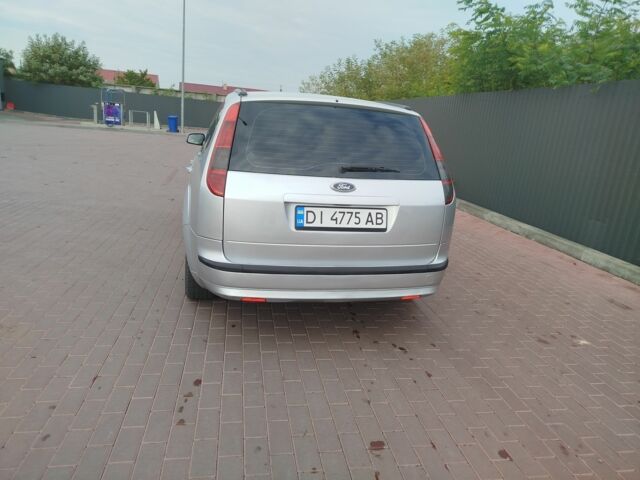 Серый Форд Фокус, объемом двигателя 1.8 л и пробегом 388 тыс. км за 4300 $, фото 4 на Automoto.ua