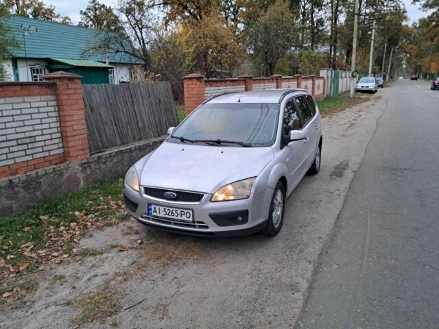 Серый Форд Фокус, объемом двигателя 2 л и пробегом 350 тыс. км за 4000 $, фото 7 на Automoto.ua