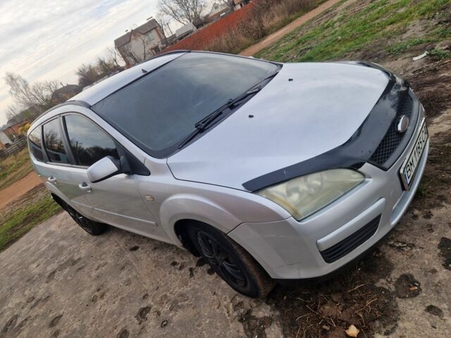 Серый Форд Фокус, объемом двигателя 1.6 л и пробегом 293 тыс. км за 4500 $, фото 4 на Automoto.ua