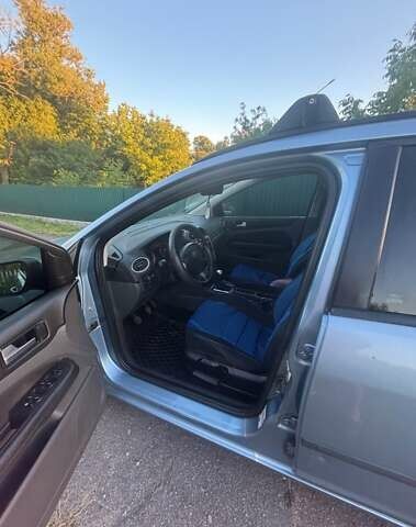 Сірий Форд Фокус, об'ємом двигуна 1.8 л та пробігом 332 тис. км за 3700 $, фото 7 на Automoto.ua