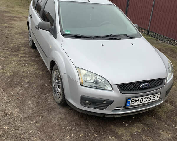 Серый Форд Фокус, объемом двигателя 1.56 л и пробегом 290 тыс. км за 5000 $, фото 2 на Automoto.ua