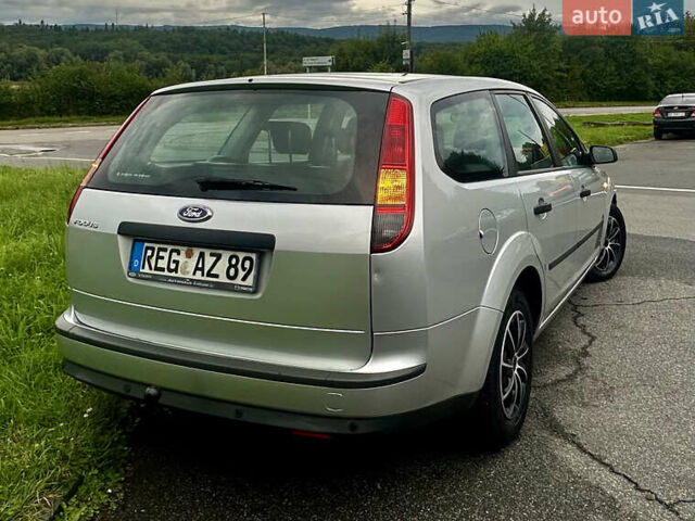 Серый Форд Фокус, объемом двигателя 1.6 л и пробегом 176 тыс. км за 4599 $, фото 10 на Automoto.ua