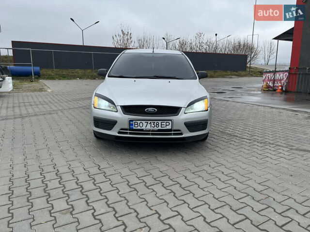 Сірий Форд Фокус, об'ємом двигуна 1.56 л та пробігом 319 тис. км за 3650 $, фото 14 на Automoto.ua