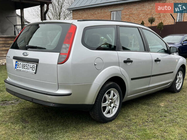 Серый Форд Фокус, объемом двигателя 1.6 л и пробегом 144 тыс. км за 4999 $, фото 9 на Automoto.ua