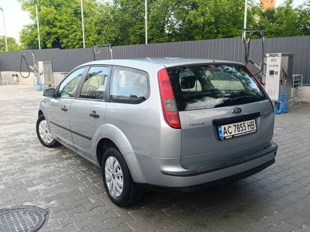 Сірий Форд Фокус, об'ємом двигуна 1.6 л та пробігом 265 тис. км за 3100 $, фото 1 на Automoto.ua