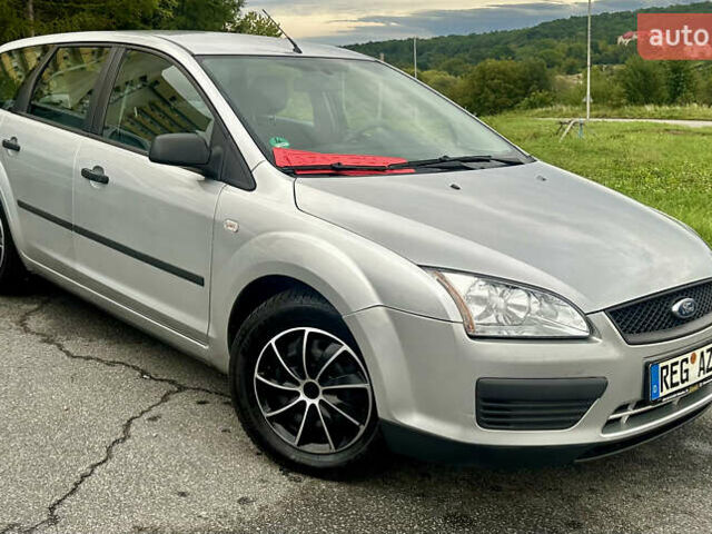 Серый Форд Фокус, объемом двигателя 1.6 л и пробегом 176 тыс. км за 4599 $, фото 13 на Automoto.ua