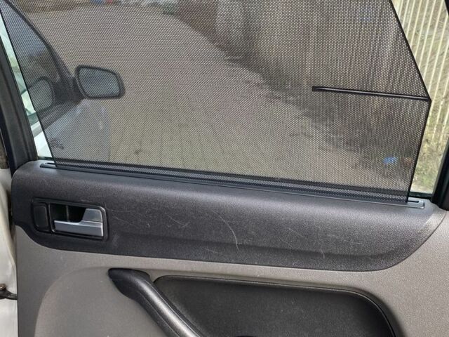 Сірий Форд Фокус, об'ємом двигуна 1.6 л та пробігом 230 тис. км за 2499 $, фото 20 на Automoto.ua