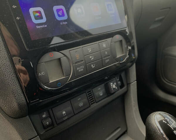 Серый Форд Фокус, объемом двигателя 1.6 л и пробегом 300 тыс. км за 5200 $, фото 21 на Automoto.ua