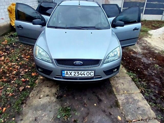 Серый Форд Фокус, объемом двигателя 1.6 л и пробегом 192 тыс. км за 4850 $, фото 1 на Automoto.ua