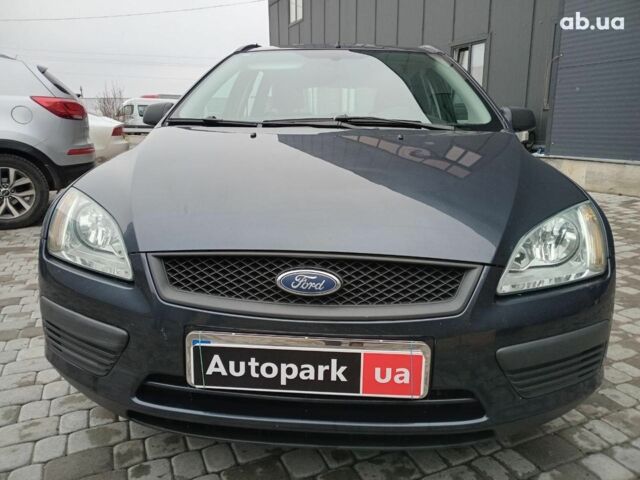 Серый Форд Фокус, объемом двигателя 1.6 л и пробегом 317 тыс. км за 3690 $, фото 1 на Automoto.ua