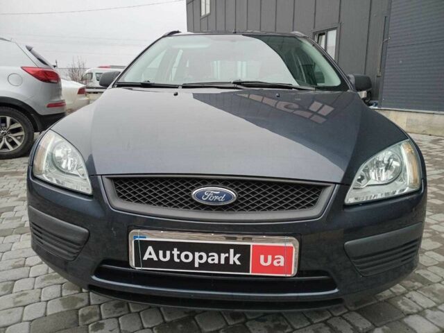 Сірий Форд Фокус, об'ємом двигуна 1.6 л та пробігом 317 тис. км за 3690 $, фото 1 на Automoto.ua