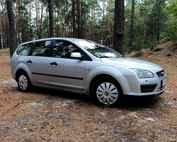 Серый Форд Фокус, объемом двигателя 1.56 л и пробегом 339 тыс. км за 3600 $, фото 10 на Automoto.ua