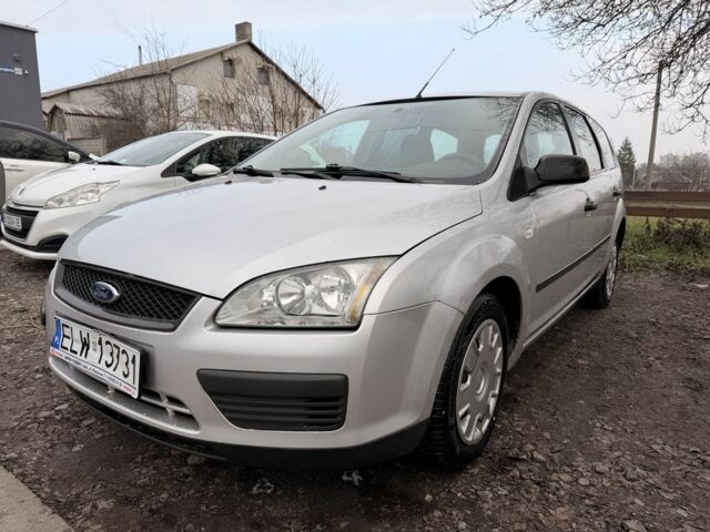 Серый Форд Фокус, объемом двигателя 1.6 л и пробегом 215 тыс. км за 2100 $, фото 1 на Automoto.ua