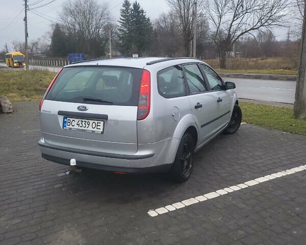 Сірий Форд Фокус, об'ємом двигуна 1.6 л та пробігом 327 тис. км за 4200 $, фото 5 на Automoto.ua