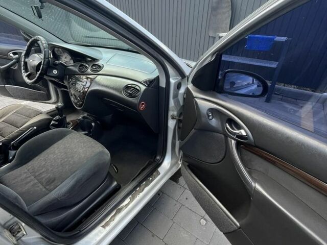 Сірий Форд Фокус, об'ємом двигуна 0 л та пробігом 222 тис. км за 900 $, фото 9 на Automoto.ua