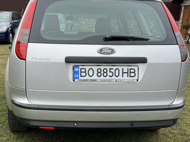 Серый Форд Фокус, объемом двигателя 1.6 л и пробегом 144 тыс. км за 4999 $, фото 7 на Automoto.ua