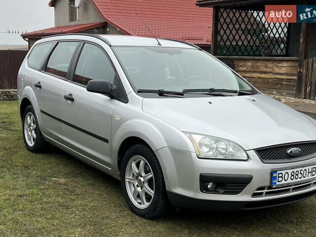Серый Форд Фокус, объемом двигателя 1.6 л и пробегом 144 тыс. км за 4999 $, фото 12 на Automoto.ua