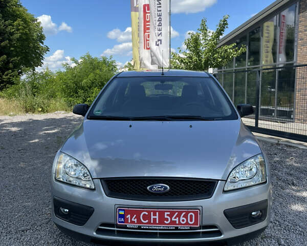 Серый Форд Фокус, объемом двигателя 1.6 л и пробегом 240 тыс. км за 4999 $, фото 47 на Automoto.ua