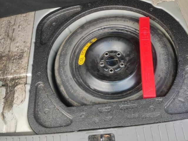 Сірий Форд Фокус, об'ємом двигуна 1.6 л та пробігом 320 тис. км за 2200 $, фото 15 на Automoto.ua