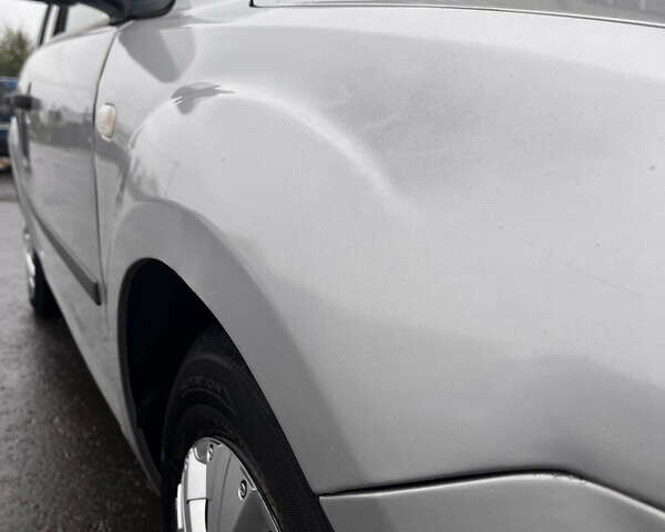 Серый Форд Фокус, объемом двигателя 1.56 л и пробегом 300 тыс. км за 3550 $, фото 5 на Automoto.ua