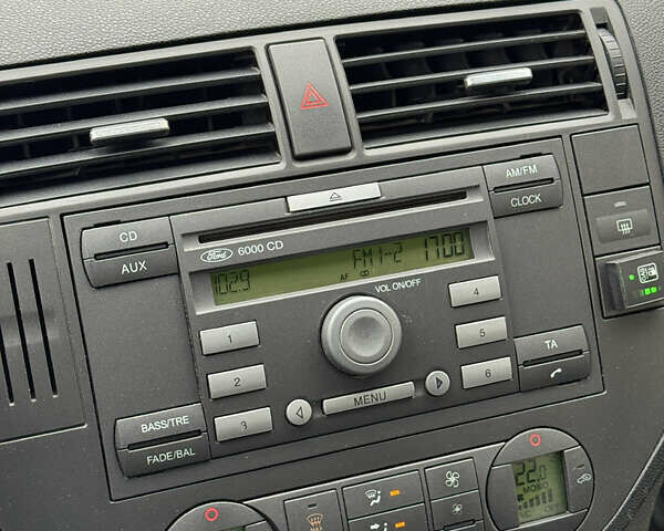 Сірий Форд Фокус, об'ємом двигуна 1.6 л та пробігом 296 тис. км за 3350 $, фото 14 на Automoto.ua