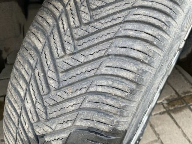 Сірий Форд Фокус, об'ємом двигуна 1.6 л та пробігом 230 тис. км за 2499 $, фото 13 на Automoto.ua