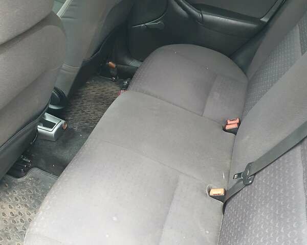 Серый Форд Фокус, объемом двигателя 0 л и пробегом 300 тыс. км за 1800 $, фото 3 на Automoto.ua