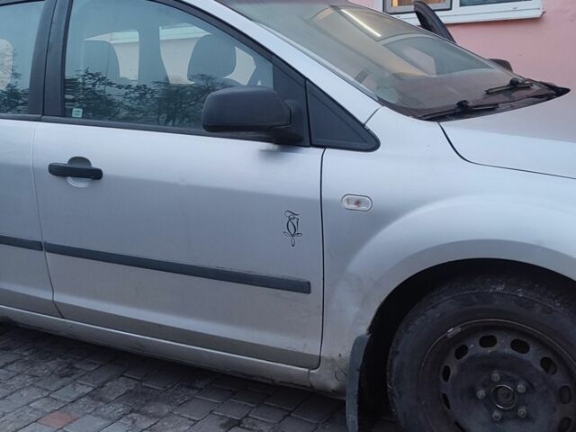 Серый Форд Фокус, объемом двигателя 0 л и пробегом 2 тыс. км за 2000 $, фото 1 на Automoto.ua