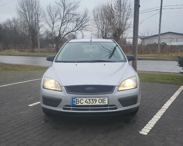 Сірий Форд Фокус, об'ємом двигуна 1.6 л та пробігом 327 тис. км за 4200 $, фото 4 на Automoto.ua