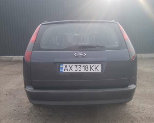 Серый Форд Фокус, объемом двигателя 1.6 л и пробегом 277 тыс. км за 3900 $, фото 2 на Automoto.ua