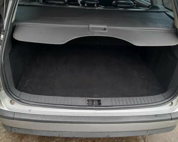 Серый Форд Фокус, объемом двигателя 1.6 л и пробегом 279 тыс. км за 3750 $, фото 5 на Automoto.ua