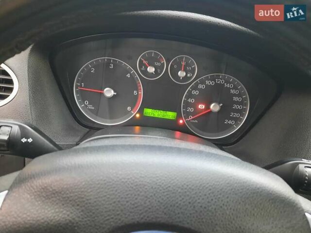 Серый Форд Фокус, объемом двигателя 1.75 л и пробегом 295 тыс. км за 4600 $, фото 16 на Automoto.ua