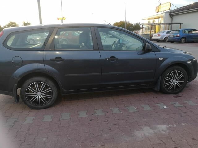 Сірий Форд Фокус, об'ємом двигуна 0 л та пробігом 413 тис. км за 1400 $, фото 6 на Automoto.ua