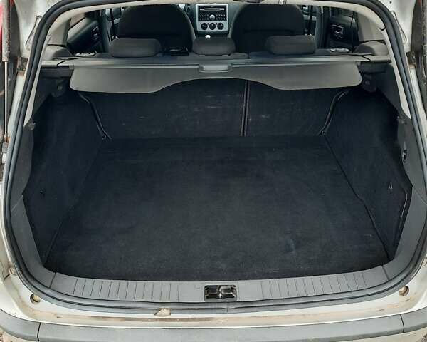 Серый Форд Фокус, объемом двигателя 1.75 л и пробегом 295 тыс. км за 4600 $, фото 13 на Automoto.ua