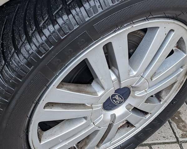 Сірий Форд Фокус, об'ємом двигуна 1.8 л та пробігом 305 тис. км за 2500 $, фото 8 на Automoto.ua